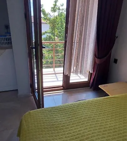 Apartment Altinoluk Denize 50 M 1+1 Yeni Daire *